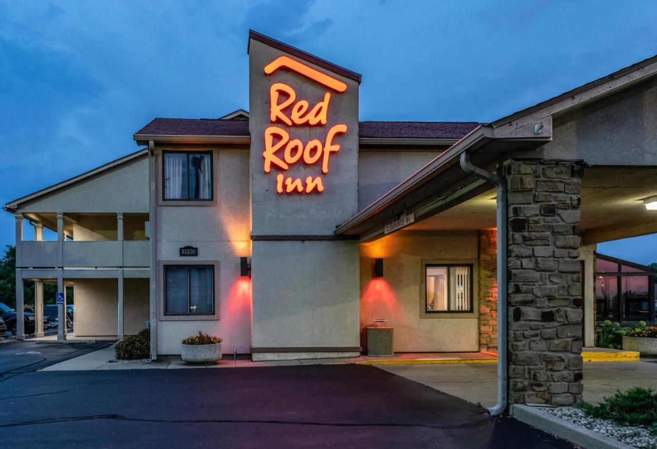 Red Roof Inn Columbus - Taylorsville Dış mekan fotoğraf